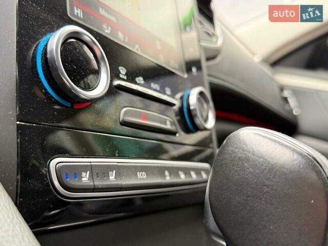 Чорний Рено Talisman, об'ємом двигуна 1.8 л та пробігом 105 тис. км за 16900 $, фото 29 на Automoto.ua