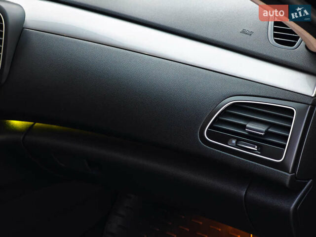 Рено Talisman 2016 в Дубно на Automoto.ua Черный Рено Talisman, объемом двигателя 1.6 л и пробегом 240 тыс. км за 13800 $, фото 46 на Automoto.ua