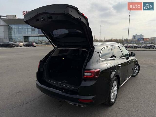 Черный Рено Talisman, объемом двигателя 1.6 л и пробегом 225 тыс. км за 12800 $, фото 28 на Automoto.ua