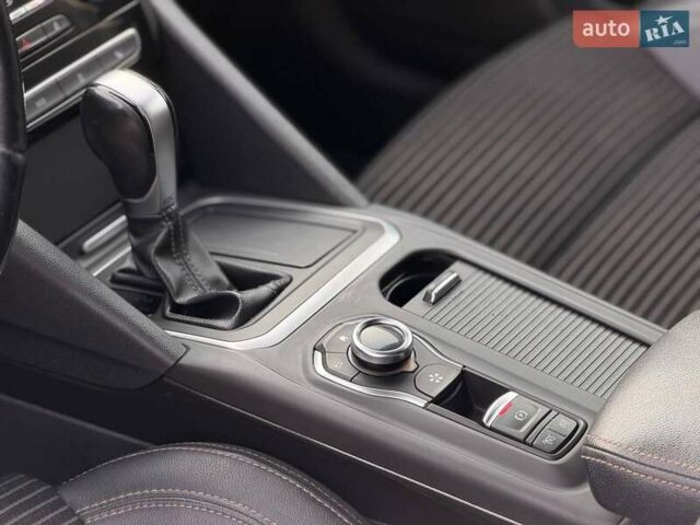 Черный Рено Talisman, объемом двигателя 1.6 л и пробегом 225 тыс. км за 12800 $, фото 39 на Automoto.ua