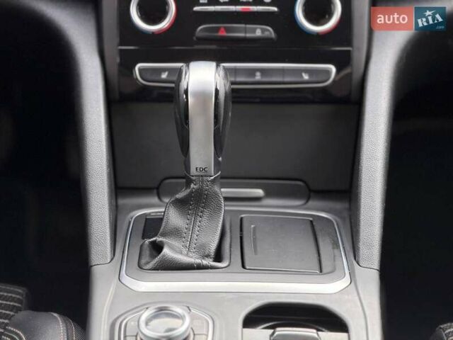 Черный Рено Talisman, объемом двигателя 1.6 л и пробегом 225 тыс. км за 12800 $, фото 45 на Automoto.ua