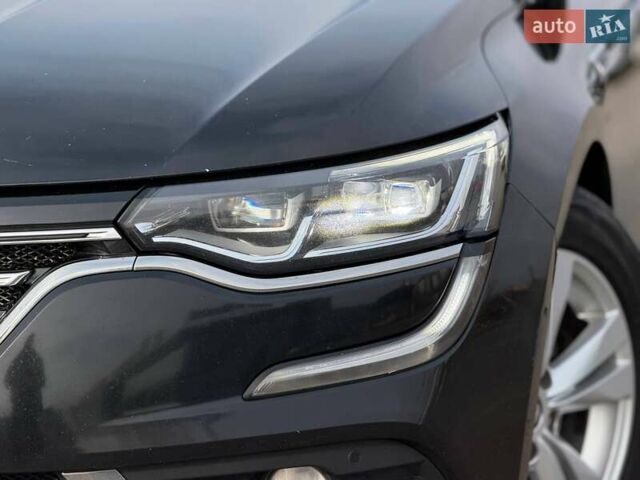 Черный Рено Talisman, объемом двигателя 1.6 л и пробегом 225 тыс. км за 12800 $, фото 5 на Automoto.ua