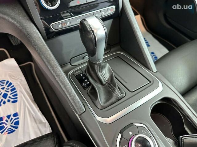 Рено Talisman, объемом двигателя 0 л и пробегом 180 тыс. км за 15550 $, фото 19 на Automoto.ua