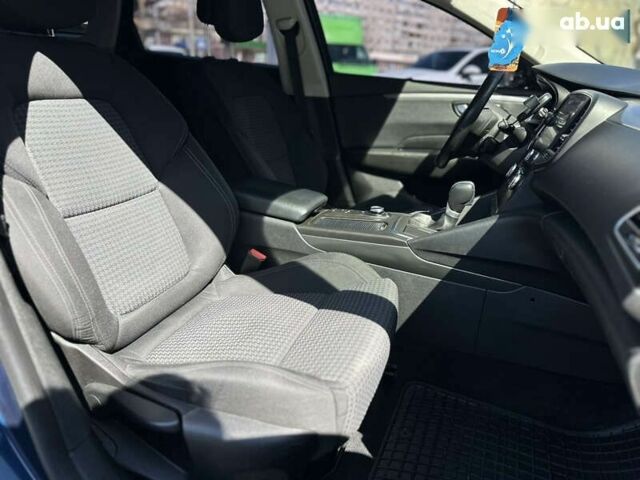 Рено Talisman, объемом двигателя 1.6 л и пробегом 199 тыс. км за 13390 $, фото 13 на Automoto.ua