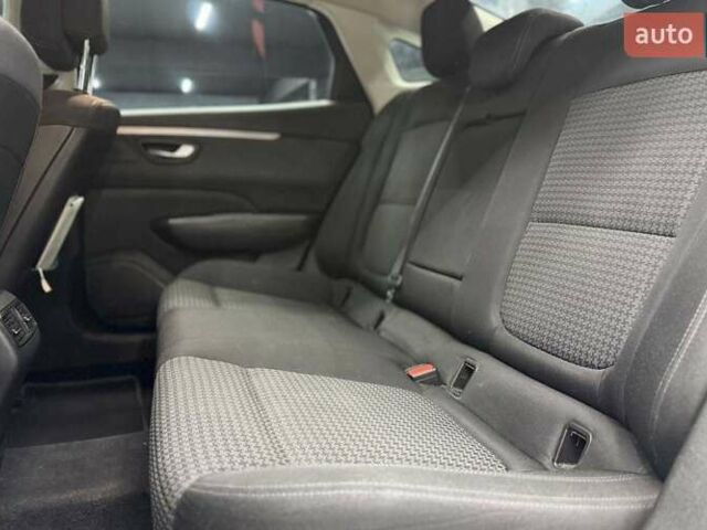 Серый Рено Talisman, объемом двигателя 1.46 л и пробегом 204 тыс. км за 13100 $, фото 14 на Automoto.ua