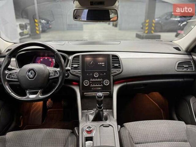 Серый Рено Talisman, объемом двигателя 1.46 л и пробегом 204 тыс. км за 13100 $, фото 10 на Automoto.ua