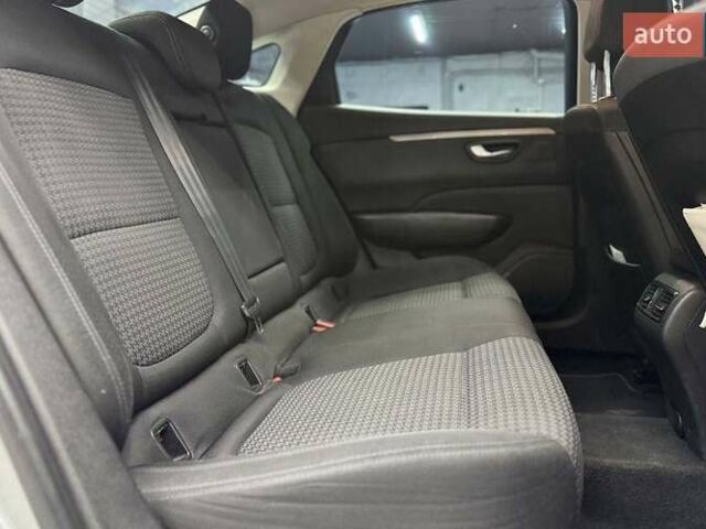 Серый Рено Talisman, объемом двигателя 1.46 л и пробегом 204 тыс. км за 13100 $, фото 15 на Automoto.ua