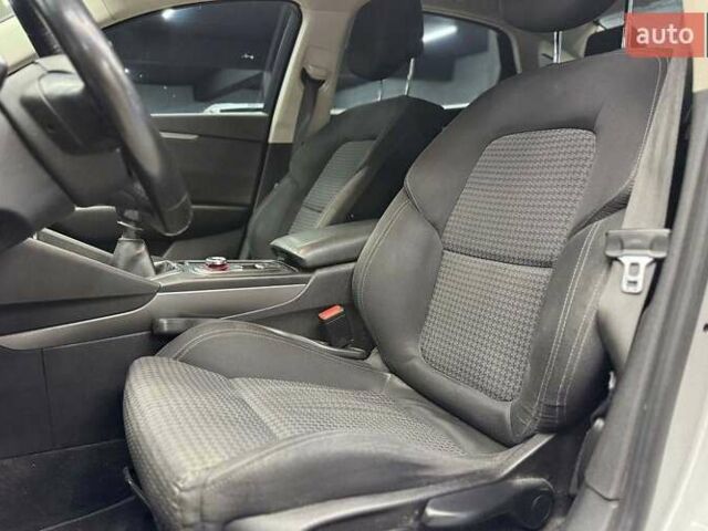 Серый Рено Talisman, объемом двигателя 1.46 л и пробегом 204 тыс. км за 13100 $, фото 8 на Automoto.ua