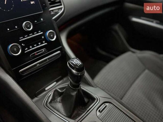 Серый Рено Talisman, объемом двигателя 1.46 л и пробегом 204 тыс. км за 13100 $, фото 11 на Automoto.ua