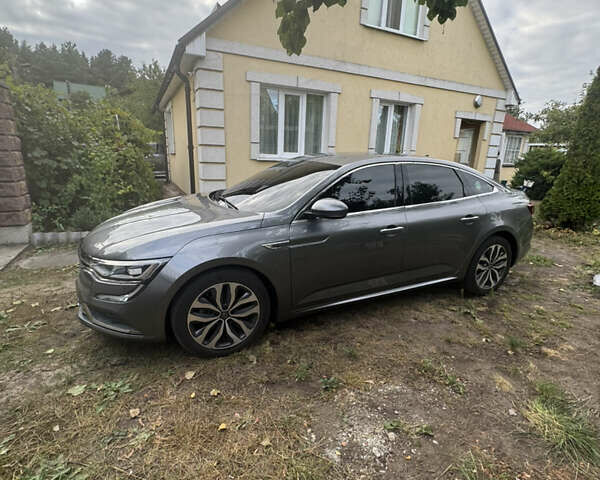 Серый Рено Talisman, объемом двигателя 1.5 л и пробегом 125 тыс. км за 15000 $, фото 11 на Automoto.ua