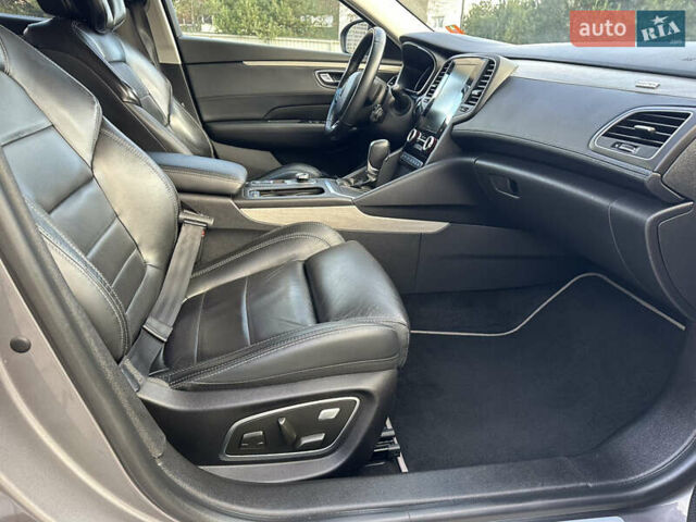 Сірий Рено Talisman, об'ємом двигуна 1.6 л та пробігом 192 тис. км за 16500 $, фото 15 на Automoto.ua