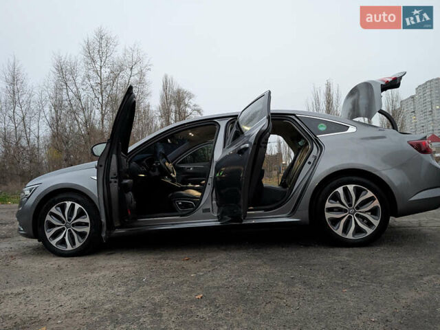 Серый Рено Talisman, объемом двигателя 1.5 л и пробегом 125 тыс. км за 13500 $, фото 35 на Automoto.ua