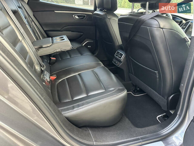 Сірий Рено Talisman, об'ємом двигуна 1.6 л та пробігом 192 тис. км за 16500 $, фото 19 на Automoto.ua