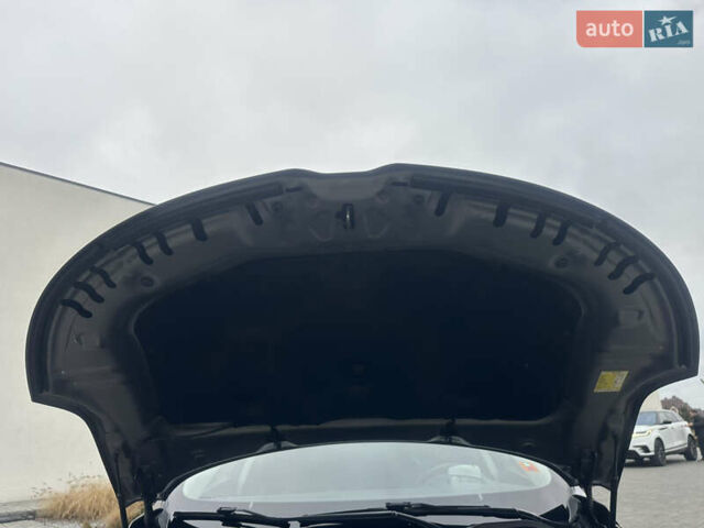 Серый Рено Talisman, объемом двигателя 1.6 л и пробегом 192 тыс. км за 16999 $, фото 52 на Automoto.ua