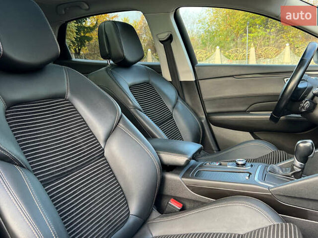 Рено Talisman 2016 в Львове на Automoto.ua Серый Рено Talisman, объемом двигателя 1.6 л и пробегом 202 тыс. км за 14800 $, фото 17 на Automoto.ua