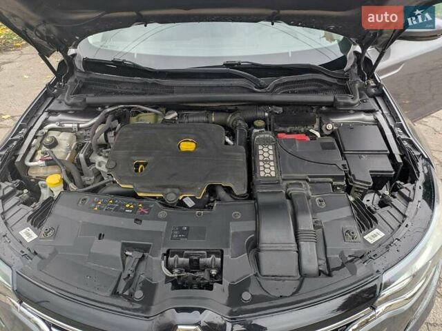 Сірий Рено Talisman, об'ємом двигуна 1.6 л та пробігом 266 тис. км за 14900 $, фото 13 на Automoto.ua