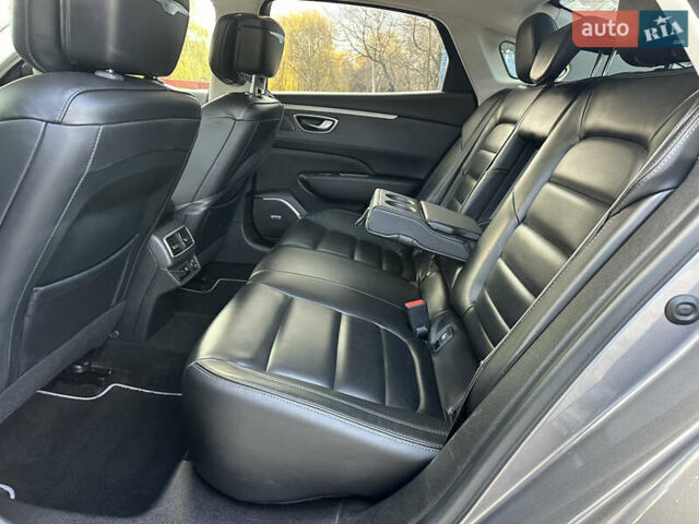 Сірий Рено Talisman, об'ємом двигуна 1.6 л та пробігом 192 тис. км за 16500 $, фото 11 на Automoto.ua