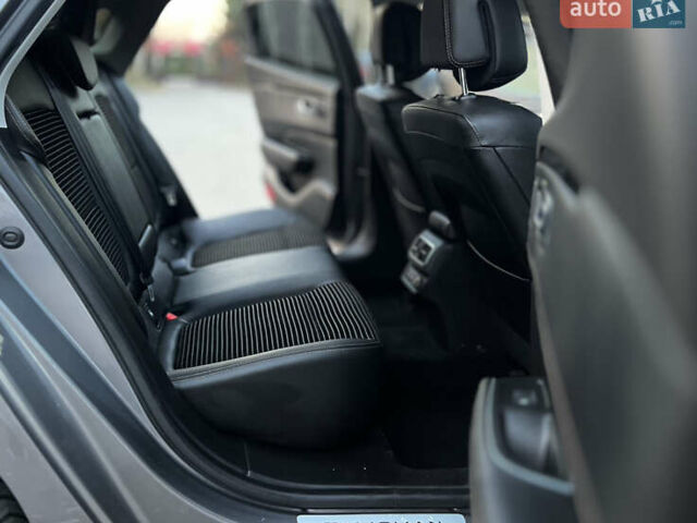 Сірий Рено Talisman, об'ємом двигуна 1.6 л та пробігом 110 тис. км за 15500 $, фото 21 на Automoto.ua