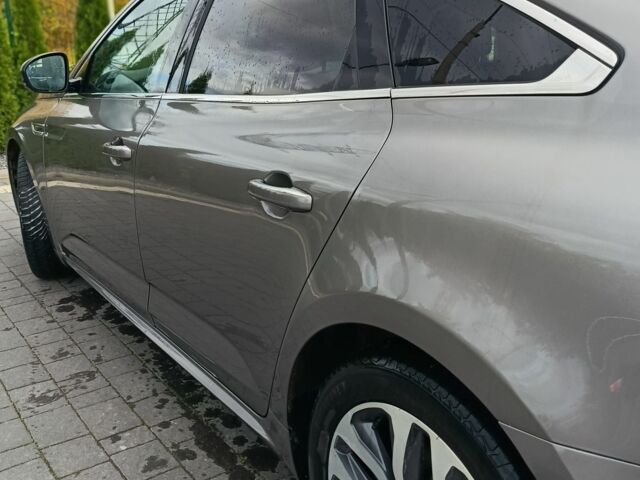 Сірий Рено Talisman, об'ємом двигуна 1.6 л та пробігом 206 тис. км за 14999 $, фото 6 на Automoto.ua