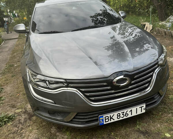 Серый Рено Talisman, объемом двигателя 1.5 л и пробегом 125 тыс. км за 15000 $, фото 1 на Automoto.ua