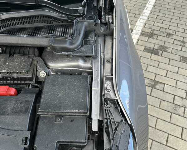 Сірий Рено Talisman, об'ємом двигуна 1.6 л та пробігом 192 тис. км за 16500 $, фото 37 на Automoto.ua