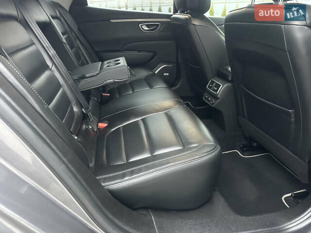 Серый Рено Talisman, объемом двигателя 1.6 л и пробегом 192 тыс. км за 16999 $, фото 18 на Automoto.ua