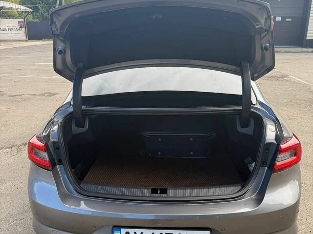 Сірий Рено Talisman, об'ємом двигуна 1.6 л та пробігом 194 тис. км за 12999 $, фото 21 на Automoto.ua