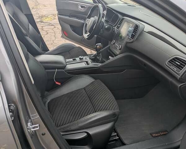 Сірий Рено Talisman, об'ємом двигуна 1.6 л та пробігом 266 тис. км за 14900 $, фото 9 на Automoto.ua
