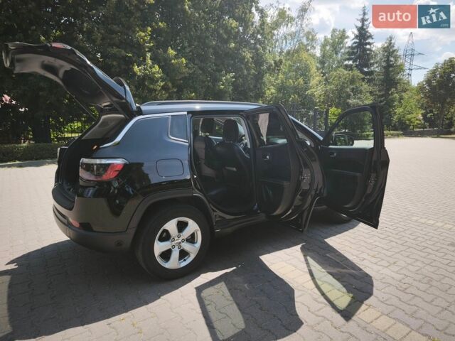 Серый Рено Talisman, объемом двигателя 1.6 л и пробегом 212 тыс. км за 12500 $, фото 1 на Automoto.ua