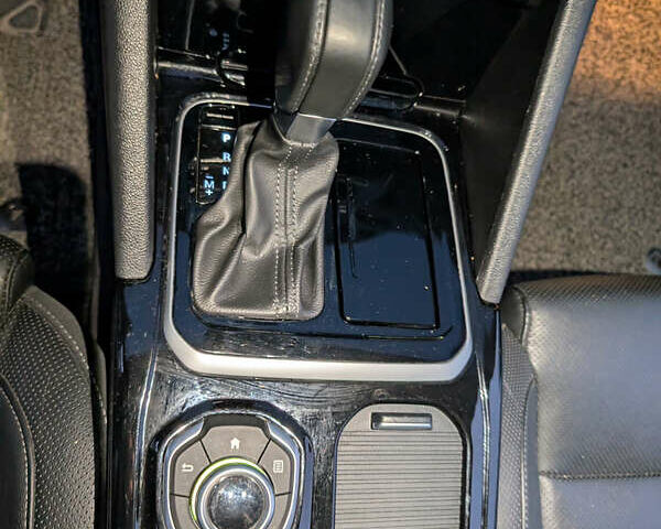 Серый Рено Talisman, объемом двигателя 1.5 л и пробегом 125 тыс. км за 13500 $, фото 9 на Automoto.ua