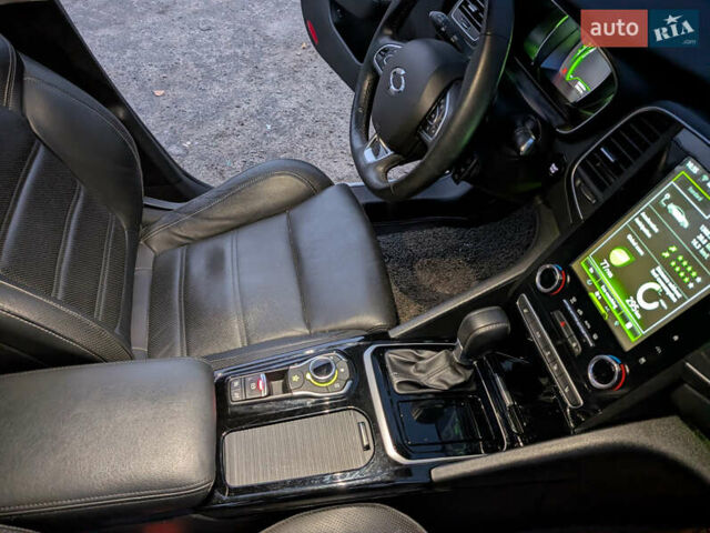 Серый Рено Talisman, объемом двигателя 1.5 л и пробегом 125 тыс. км за 13500 $, фото 23 на Automoto.ua