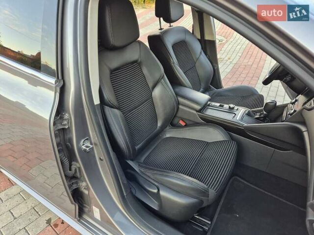 Серый Рено Talisman, объемом двигателя 1.6 л и пробегом 200 тыс. км за 12600 $, фото 33 на Automoto.ua