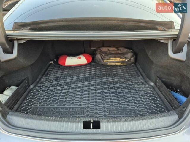 Серый Рено Talisman, объемом двигателя 1.6 л и пробегом 200 тыс. км за 12600 $, фото 42 на Automoto.ua