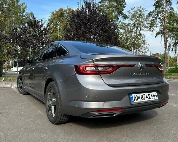 Сірий Рено Talisman, об'ємом двигуна 1.6 л та пробігом 253 тис. км за 14200 $, фото 10 на Automoto.ua