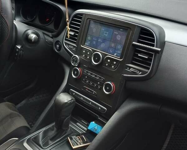 Серый Рено Talisman, объемом двигателя 2 л и пробегом 65 тыс. км за 12500 $, фото 13 на Automoto.ua