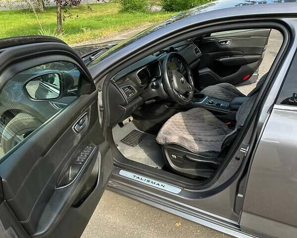 Сірий Рено Talisman, об'ємом двигуна 1.6 л та пробігом 253 тис. км за 14200 $, фото 5 на Automoto.ua