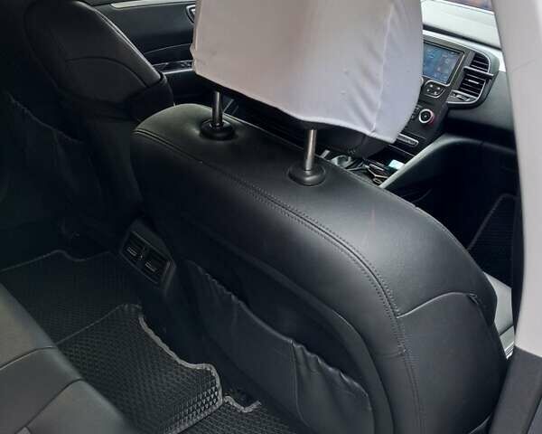 Серый Рено Talisman, объемом двигателя 2 л и пробегом 65 тыс. км за 12500 $, фото 19 на Automoto.ua