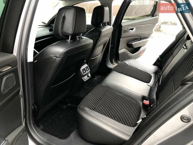 Серый Рено Talisman, объемом двигателя 1.6 л и пробегом 234 тыс. км за 15500 $, фото 35 на Automoto.ua