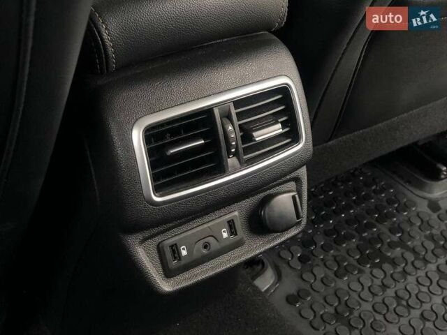 Серый Рено Talisman, объемом двигателя 1.6 л и пробегом 234 тыс. км за 15500 $, фото 38 на Automoto.ua