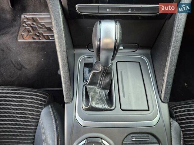 Серый Рено Talisman, объемом двигателя 1.6 л и пробегом 200 тыс. км за 12600 $, фото 20 на Automoto.ua