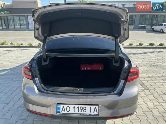 Сірий Рено Talisman, об'ємом двигуна 2 л та пробігом 294 тис. км за 15450 $, фото 21 на Automoto.ua