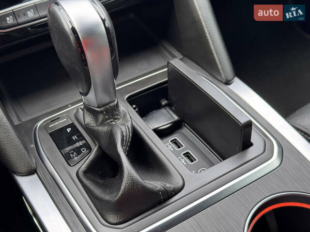 Серый Рено Talisman, объемом двигателя 2 л и пробегом 200 тыс. км за 21177 $, фото 84 на Automoto.ua