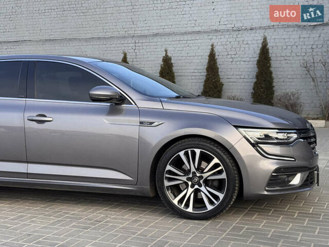 Серый Рено Talisman, объемом двигателя 2 л и пробегом 200 тыс. км за 21177 $, фото 15 на Automoto.ua