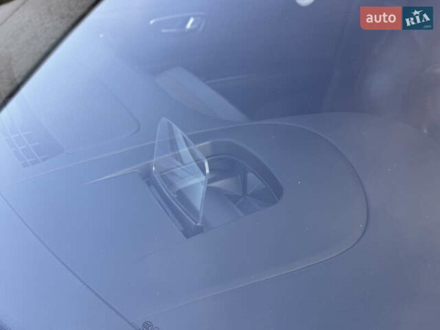 Серый Рено Talisman, объемом двигателя 2 л и пробегом 200 тыс. км за 21177 $, фото 34 на Automoto.ua