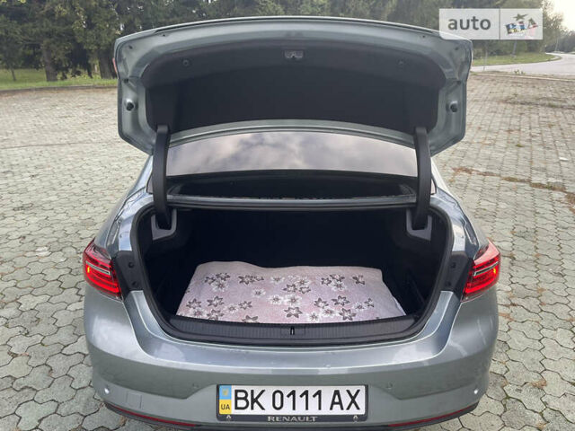 Серый Рено Talisman, объемом двигателя 2 л и пробегом 6 тыс. км за 29950 $, фото 34 на Automoto.ua