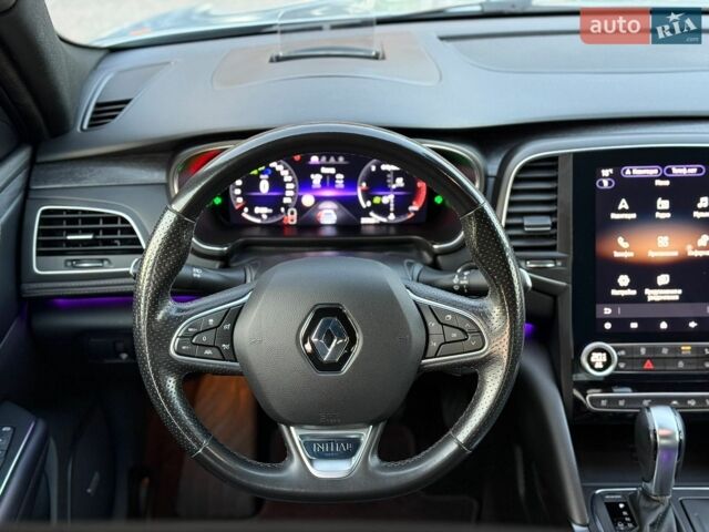 Сірий Рено Talisman, об'ємом двигуна 2 л та пробігом 210 тис. км за 19999 $, фото 22 на Automoto.ua