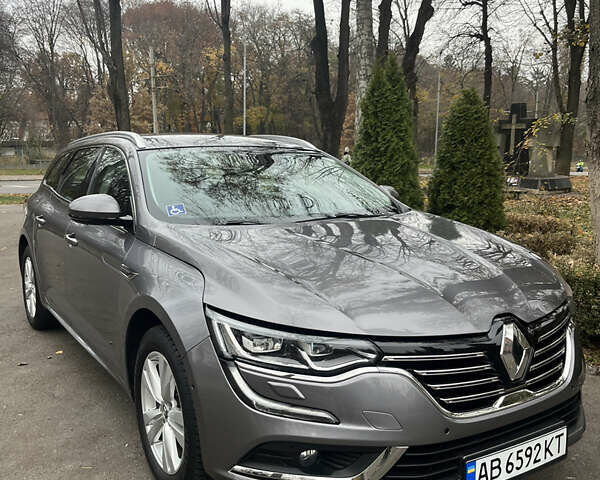 Серый Рено Talisman, объемом двигателя 1.6 л и пробегом 175 тыс. км за 10800 $, фото 5 на Automoto.ua