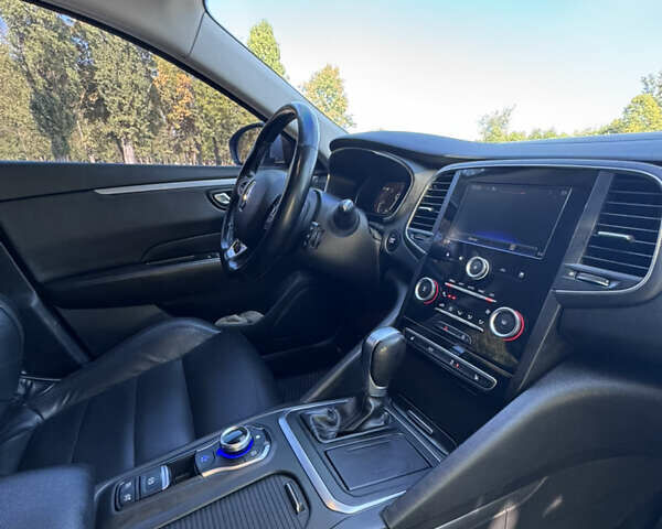 Сірий Рено Talisman, об'ємом двигуна 1.6 л та пробігом 240 тис. км за 11499 $, фото 8 на Automoto.ua