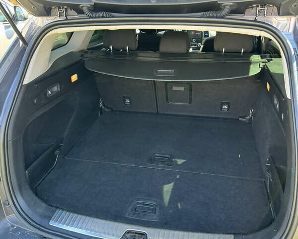 Сірий Рено Talisman, об'ємом двигуна 1.6 л та пробігом 275 тис. км за 13350 $, фото 7 на Automoto.ua