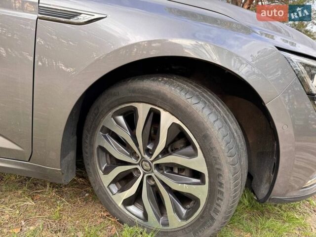 Сірий Рено Talisman, об'ємом двигуна 1.46 л та пробігом 158 тис. км за 16000 $, фото 8 на Automoto.ua
